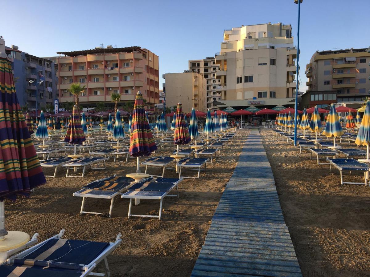 Spacious 2 Bedroom Apartment In Durres Beach Екстер'єр фото